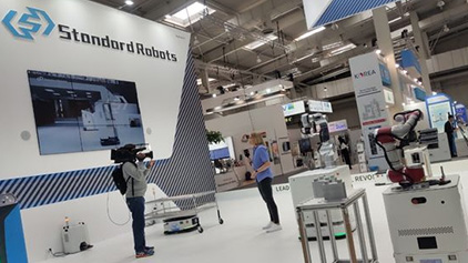 Hannover & Stuttgart | Standard Robots debut in Germany, take you directly to the scene